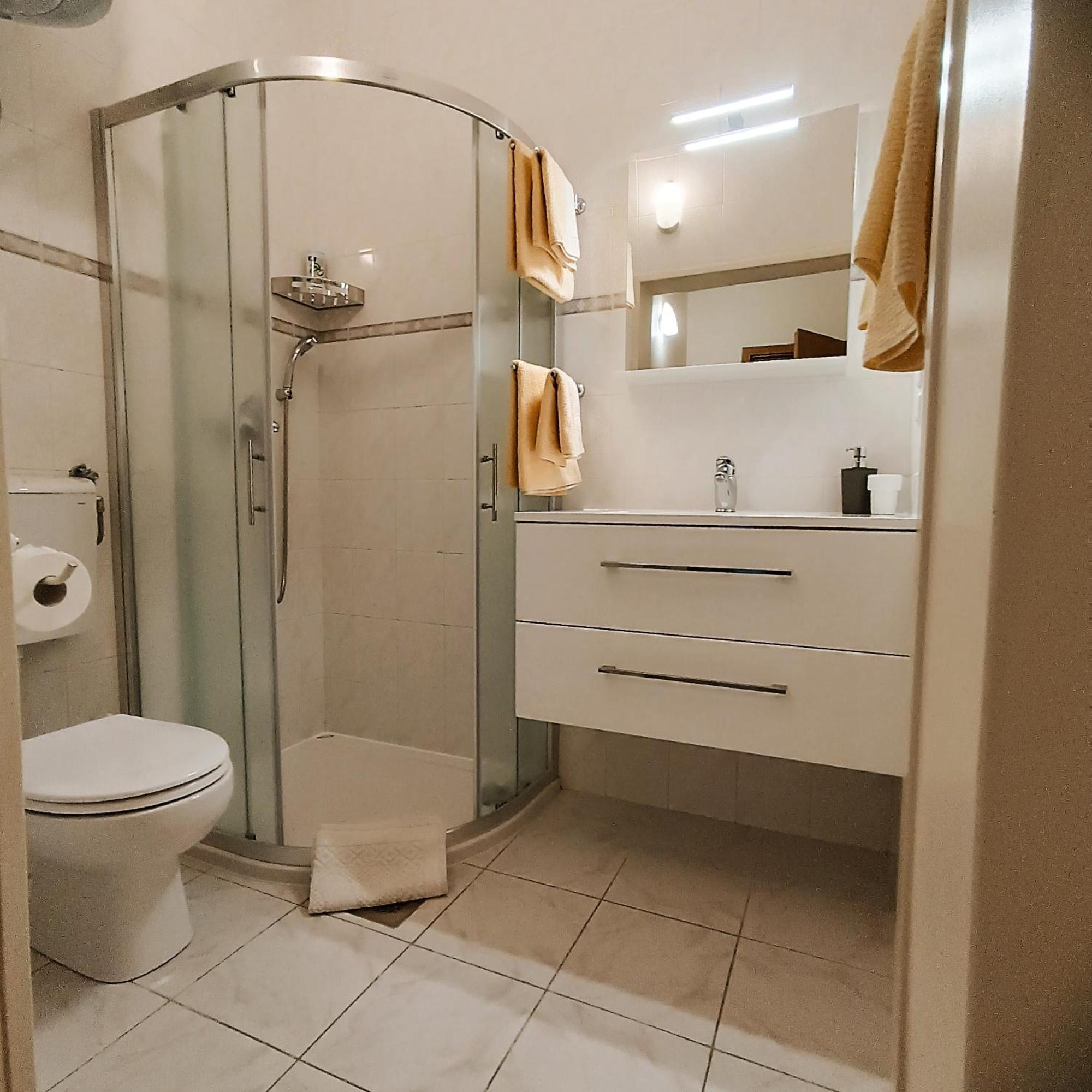 Apartments Lupus Vodice Pokoj fotografie